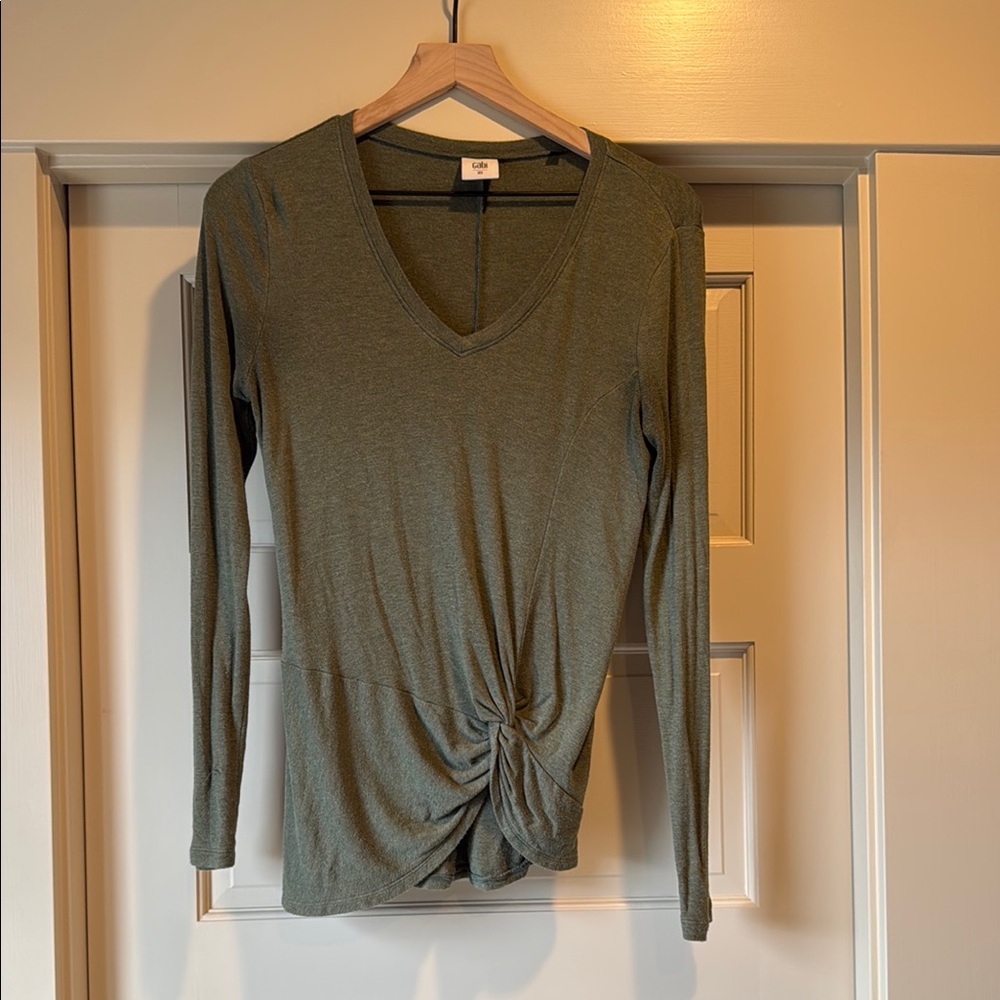 CAbi Green Long Sleeve Fitted Blouse with Tie Front